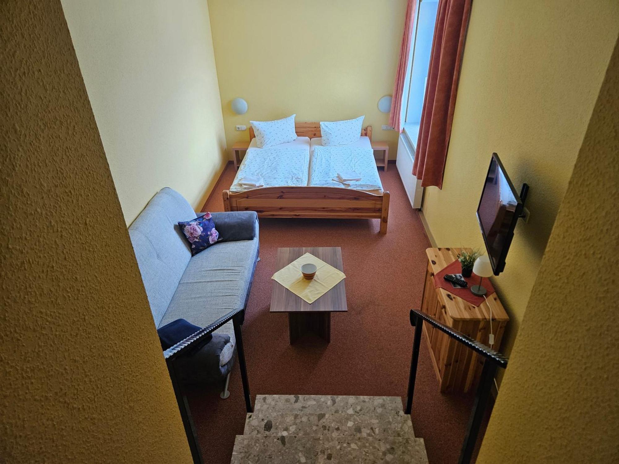 Cafe Koenig Hotel Oberwiesenthal Room photo